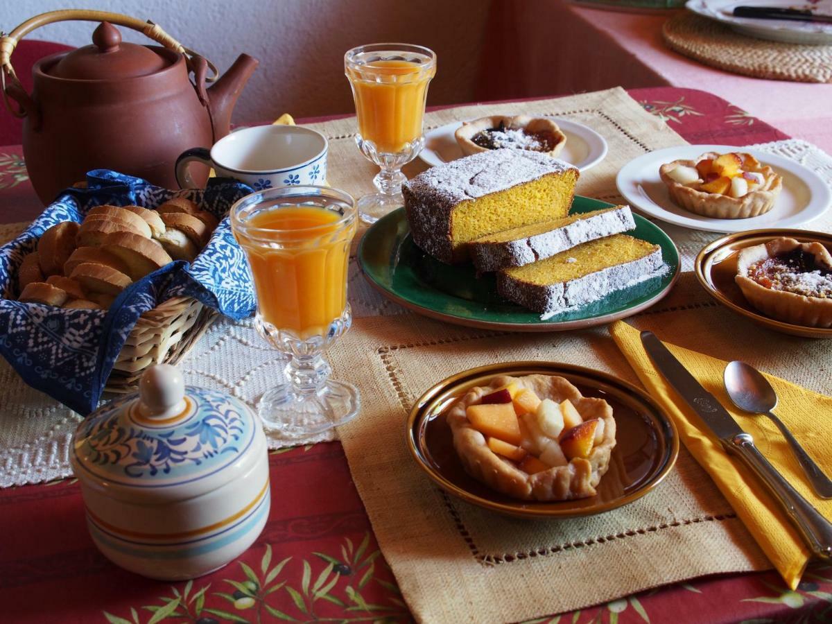 Casa La Valle, Gubbio, Frazione Santa Cristina Bed & Breakfast Екстериор снимка