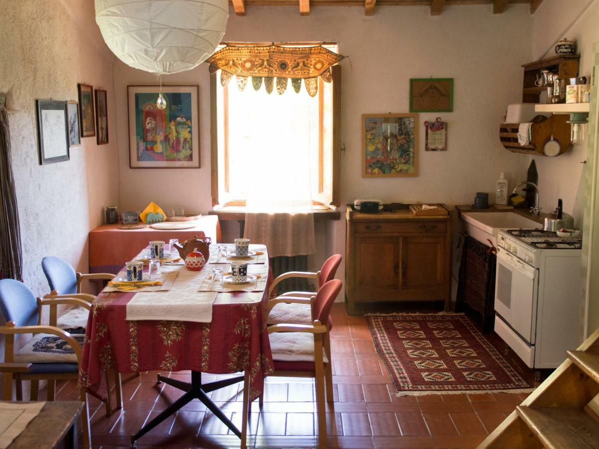 Casa La Valle, Gubbio, Frazione Santa Cristina Bed & Breakfast Екстериор снимка